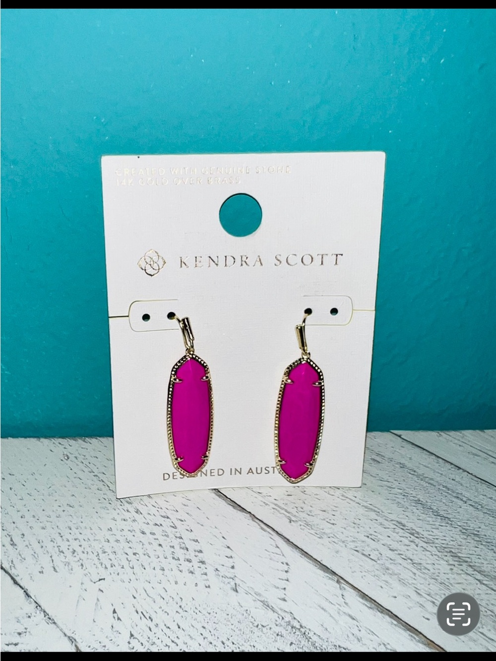 Kendra Scott Gold and Magenta Drop earrings new with tag